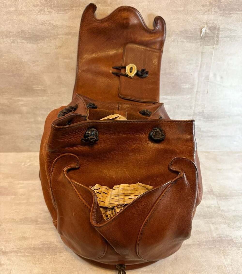Vintage Handcrafted Fully Leather Backpack with Antler Button Clasp - Picture 6 of 14